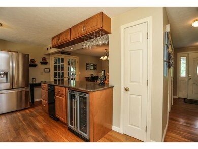 67 Gage Girls Rd, Bedford, NH 03110 - photo 4