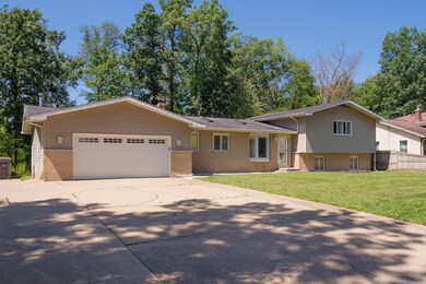 10220 Shuman St, Portage, MI 49024 - photo 2