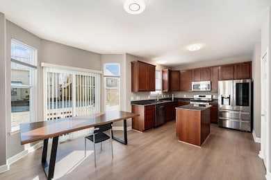 27106 Ladbroke St, Novi, MI 48374 - photo 6