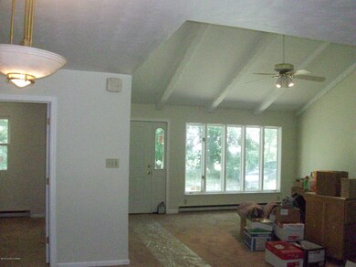 137 N Lehigh St, Shavertown, PA 18708 - photo 2