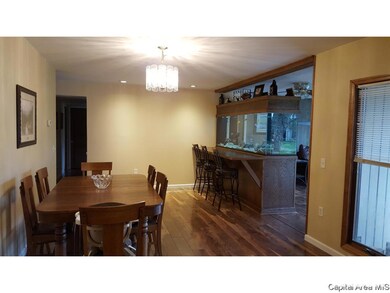 136 Lakeland Dr, Galesburg, IL 61401 - photo 6