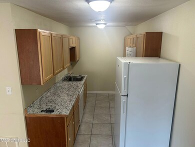 18147 Allen Rd unit 17, Long Beach, MS 39560 - photo 3