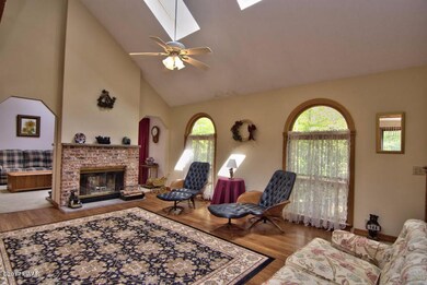 144 Underwood Ln, Hamlin, PA 18427 - photo 4