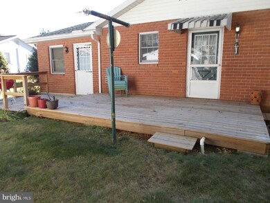 5197 Treher Rd, Fayetteville, PA 17222 - photo 4