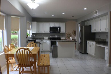 Kitchen_3