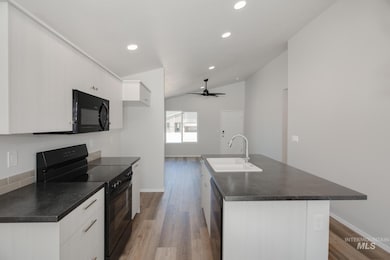 18404 N Strawflower Ave, Nampa, ID 83687 - photo 6