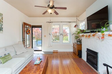 341 Taylor Ct, Troy, NY 12180 - photo 3