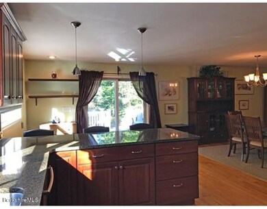 200 Skinner Rd, Shelburne Falls, MA 01370 - photo 6