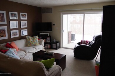 LivingRoom-0249