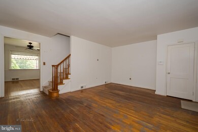 1327 Meridene Dr, Baltimore, MD 21239 - photo 2