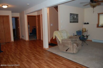 154 Segatti Cir, Bushkill, PA 18324 - photo 2