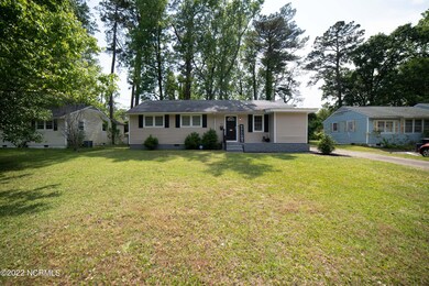 509 Oak Ln, Jacksonville, NC 28540 - photo 2