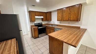 1304 Conway Dr unit B, San Marcos, TX 78666 - photo 6