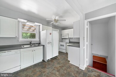 3230 Green Meadows Dr, Indian Head, MD 20640 - photo 7