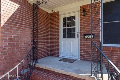 1211 Glen Laura Rd, Jacksonville, FL 32205 - photo 4
