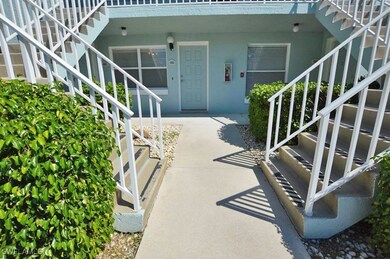 113 Wading Bird Cir unit 102, Naples, FL 34110 - photo 3