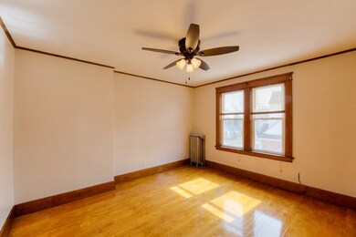 26 Dustin St, Worcester, MA 01604 - photo 2