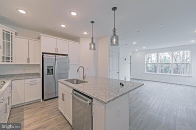 14320 Yesler Ave unit 17, Chantilly, VA 20151 - photo 4