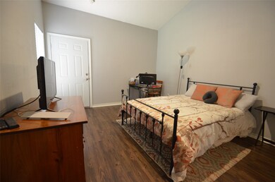 68 Hideaway Dr, Friendswood, TX 77546 - photo 7