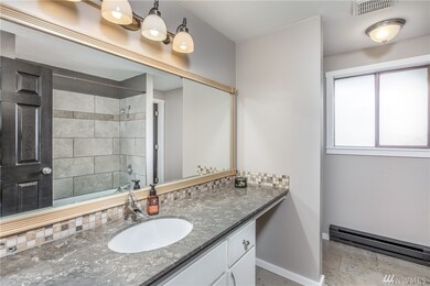 202 3rd St SE, Yelm, WA 98597 - photo 3