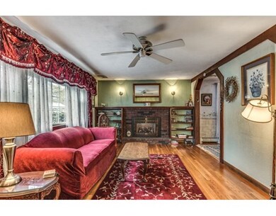 8 Lake Ave, Saugus, MA 01906 - photo 5