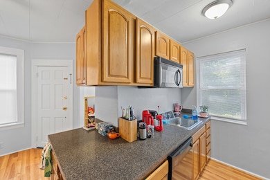 73 Paine St, Worcester, MA 01605 - photo 7