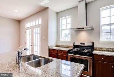 9819 Solar Course, Laurel, MD 20723 - photo 4