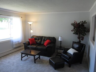 1082 James St, Chicopee, MA 01022 - photo 7