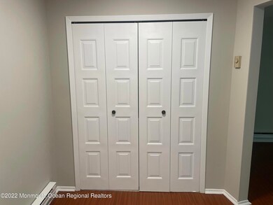 40 Meadow Green Cir unit C, Manalapan, NJ 07726 - photo 7