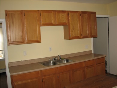 20 Peach Ave, Providence, RI 02906 - photo 7