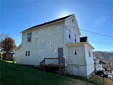 176 Huffman St, Waynesburg, PA 15370 - photo 3