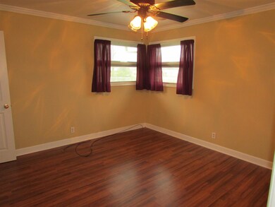 1704 3rd Ave, Manchester, TN 37355 - photo 7