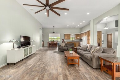 Great Room looking to eat in kitchen
