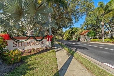 510 Robin Hood Cir unit 101, Naples, FL 34104 - photo 2