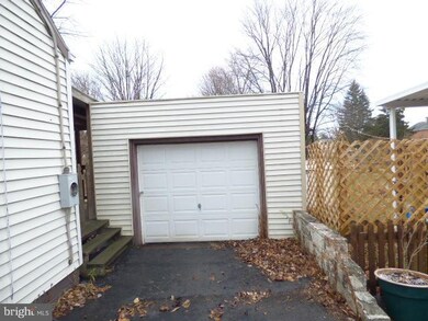 69 Devonshire Rd, Hagerstown, MD 21740 - photo 3