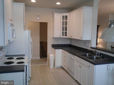 303 Tiree Ct unit 301, Abingdon, MD 21009 - photo 6