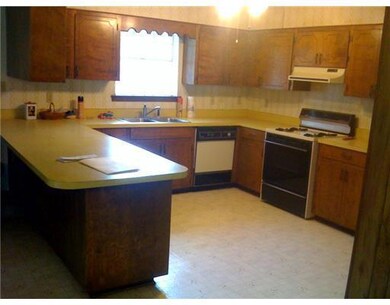 310 Holly Moore Dr, Pineville, LA 71360 - photo 3