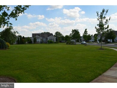 14 Newton Ct, Columbus, NJ 08022 - photo 2