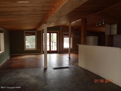 110 Phyllis Way, Canadensis, PA 18325 - photo 3