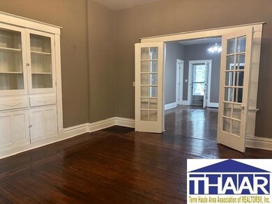 527 S 8th St, Terre Haute, IN 47807 - photo 3