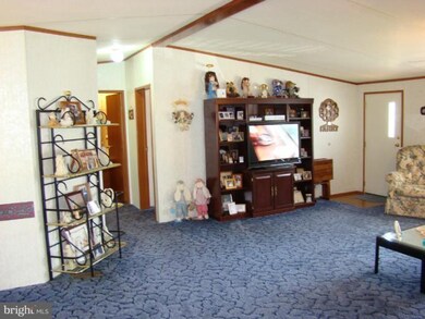 104 Southbrook Ln, Toms Brook, VA 22660 - photo 2