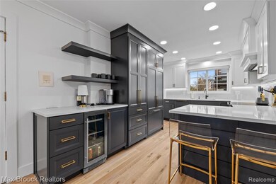 549 N Old Woodward Ave, Birmingham, MI 48009 - photo 5