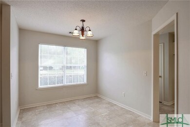 Dining Room ~ New Flooring ~ Freshly Painted ~ All