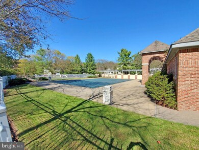 110 Biscayne Ct unit 5, Princeton, NJ 08540 - photo 2