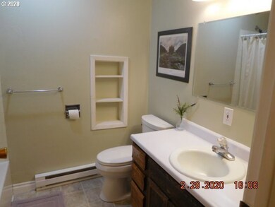 1710 Garrison St, the Dalles, OR 97058 - photo 7