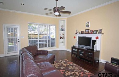 4219 4219 Stonebrook Ln, Tyler, TX 75707 - photo 5