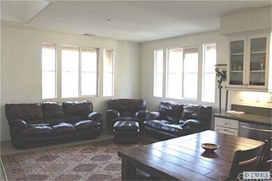 2nd  Floor Living Room