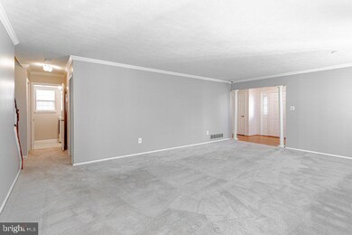 923 Larkspur Place S, Mount Laurel, NJ 08054 - photo 7