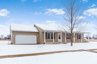 894 Linden Ave, Washington Court House, OH 43160 - photo 2