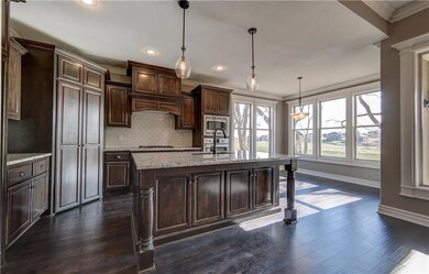 1201 SW 40th St, Lees Summit, MO 64082 - photo 2